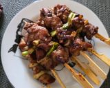 Foto langkah ke 6 dari resep Yakitori Ayam Daun Bawang.