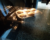 A picture of step 6 of Muffin pancakes-to-Go.
