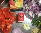 A picture of step 2 of Chatpata Masala Bhindi.
