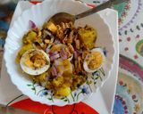 A picture of step 2 of Wai wai chaat.