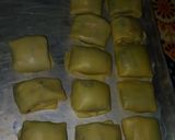 Foto langkah ke 6 dari resep Bolen Pisang Simple.