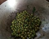 A picture of step 4 of Pachhai Green Sundakkai Kuzhambu.