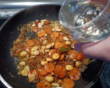 Foto del paso 3 de la receta: Conejo en salsa