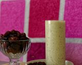 A picture of step 1 of Dates Milkshake.