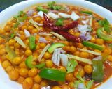 A picture of step 5 of Matar Ke Chole.