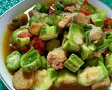 Foto langkah ke 4 dari resep Tumis bakso gambas.