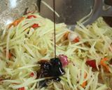 Foto langkah ke 4 dari resep Tumis pepaya pedas manis.