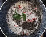 Foto del passaggio 13 della ricetta Ravioli bicolore con i cuoricini, alla crema di formaggio 🌷