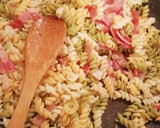 Foto del paso 3 de la receta: Macarrones tricolor a la carbonara