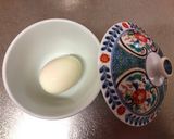 A picture of step 3 of Economizing Boiled Egg.