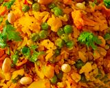 A picture of step 4 of Batata Kanda Poha.