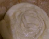 A picture of step 7 of Lachay daar aaloo kay parathay.