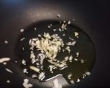 A picture of step 1 of Trofei al granchio e zafferano trofei with saffron and crab.