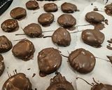 A picture of step 6 of Peppermint Patties.