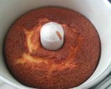 Foto del paso 5 de la receta: Bolo de Fubá y Coco, con Goiabada. (Torta de Polenta y Coco, con un toque de Guayaba)