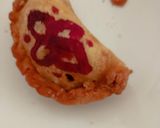Foto langkah ke 4 dari resep Pastel Kentang Isi Kari Daging Sapi ala Mbak Desirayu Merah Putih.