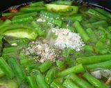 Foto langkah ke 5 dari resep Asem-asem Daging Buncis.