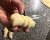 Foto del paso 16 de la receta: Medialunas de manteca 🥐