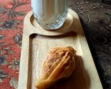 عکس مرحله 1 از دستور نوشیدنی گرم شیر و گلاب