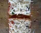 A picture of step 4 of Chili cheese toast.