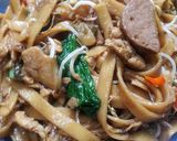 Foto langkah ke 7 dari resep Kwetiau goreng pedas.