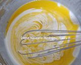 Foto langkah ke 3 dari resep Martabak Manis/Terang Bulan Gulung.