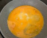 A picture of step 3 of Scrambled eggs.