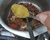 A picture of step 3 of Red beans curry.