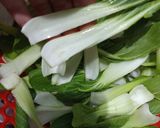 A picture of step 1 of Stir-Fried Glass Noodles with Vegetables and Beef.
