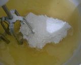 Foto langkah ke 2 dari resep Brownies Putih Telur Moist.