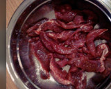 Foto del paso 2 de la receta: Lomo saltado