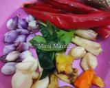 Foto langkah ke 1 dari resep Ayam Bumbu Hitam Madura.