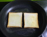 Hình bước làm 3 của món Bánh trứng nhân phô mai 🧀