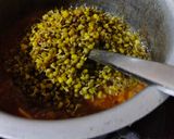 मुगाची उसळ (Mugachi Usal Recipe In Marathi) रेसिपी स्टेप 5 फोटो 