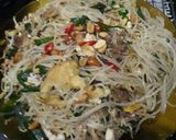 Hình bước làm 2 của món Hủ tiếu xào 🍜