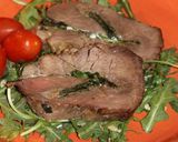 Foto del paso 8 de la receta: Rollo de carne relleno de espinaca y queso