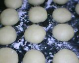 Foto langkah ke 4 dari resep Roti goreng abon.