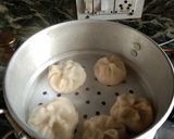 A picture of step 9 of Paneer momos.