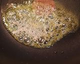A picture of step 2 of Salmon in lemon butter sauce.