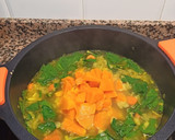 Foto del paso 3 de la receta: Sopa veggie; calabaza, acelgas y quinoa