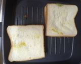 A picture of step 5 of Aloo sandwich.