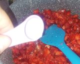 Foto langkah ke 3 dari resep Selai Strawberry ~niQniQ Kitchen.