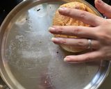 A picture of step 7 of Chicken burger.