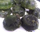 A picture of step 4 of Frozen green chutney.