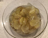 Foto del paso 3 de la receta: Tacitas de papa con huevo y queso