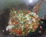 Foto langkah ke 4 dari resep Nasi Goreng Ceria.