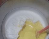 Foto langkah ke 6 dari resep Vanilla Chiffon Cake.
