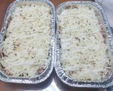 Foto langkah ke 4 dari resep Nasi panggang keju topping salmon.