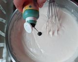 Foto langkah ke 4 dari resep 95.Putu Ayu Loyang No Mixer.