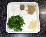 Foto del paso 1 de la receta: Trutros de pollo braseados con champiñones y cabernet